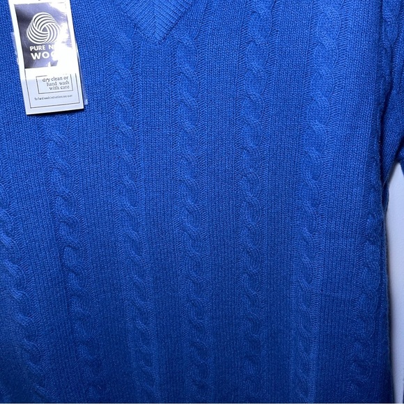 Avant Garde NWT vintage 100% lambs wool blue cable knit pull over sweater in XL - Picture 5 of 7
